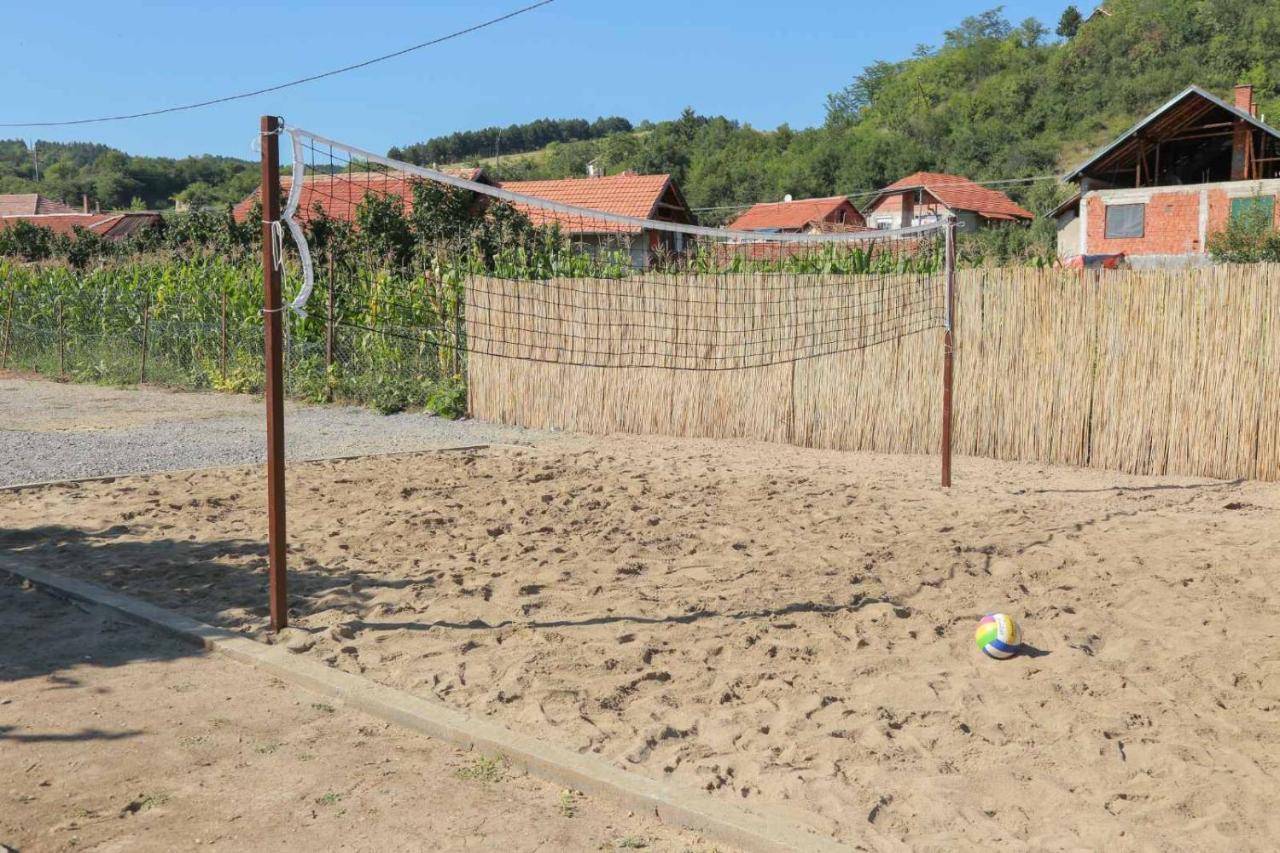 Vila Viktori Πίροτ Εξωτερικό φωτογραφία